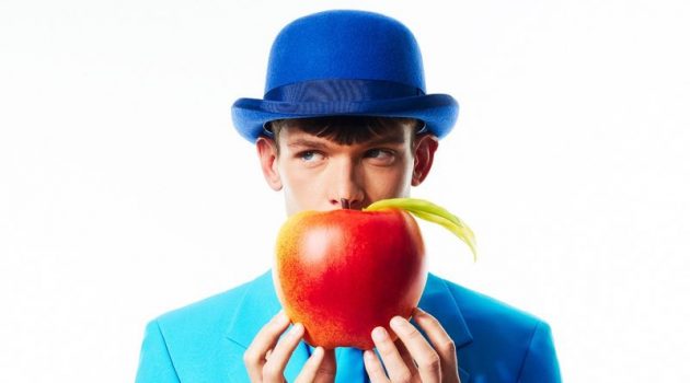 Elliott Goes Artsy for Colorful GQ Portugal Story Elliott Goes Artsy for Colorful GQ Portugal Story