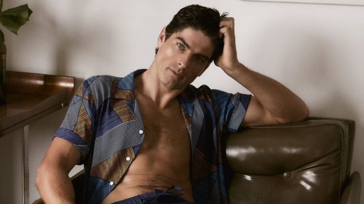 Evandro Soldati stars in Frescobol Carioca's spring-summer 2020 campaign.