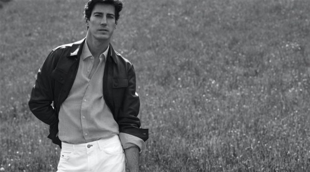 Oriol Heads Outdoors for Massimo Dutti Paper Oriol Heads Outdoors for Massimo Dutti Paper