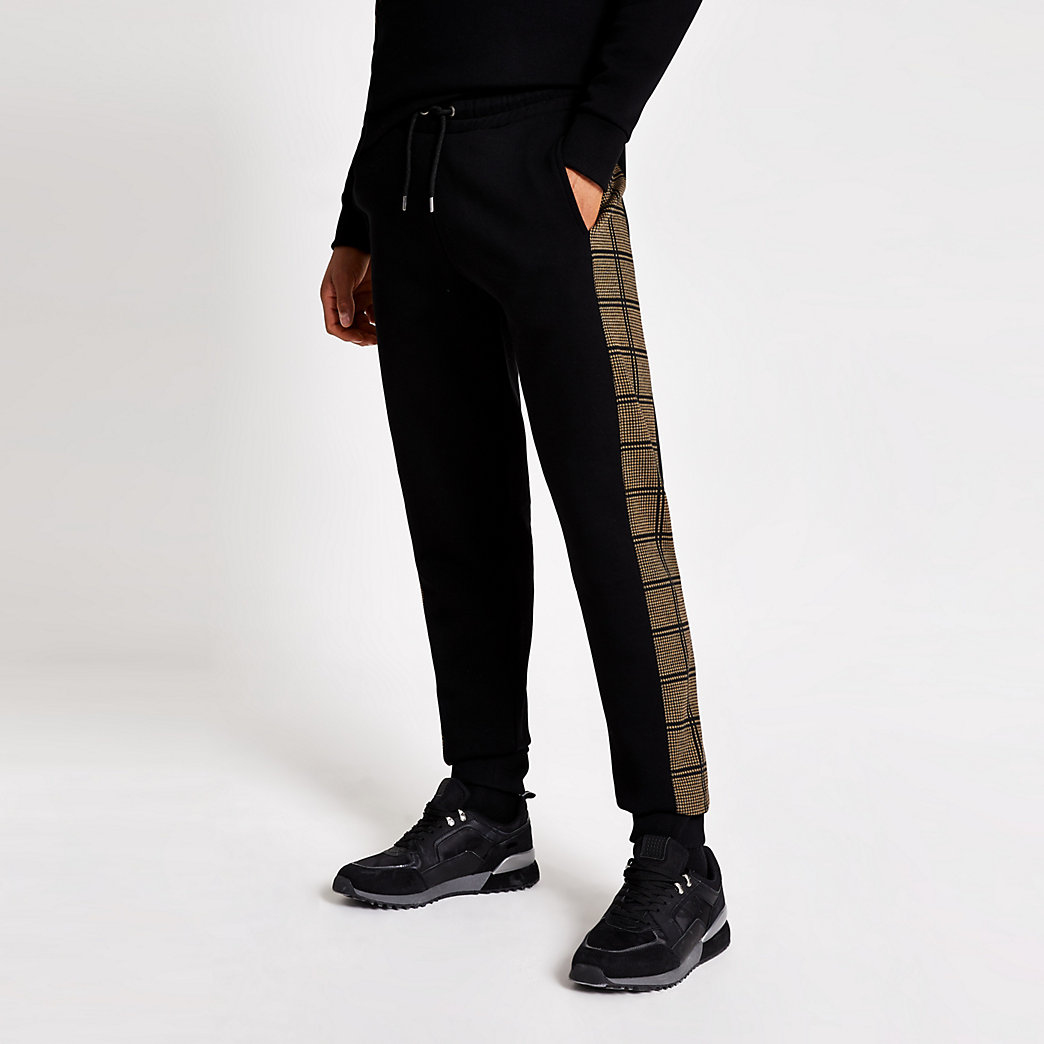 side tape joggers