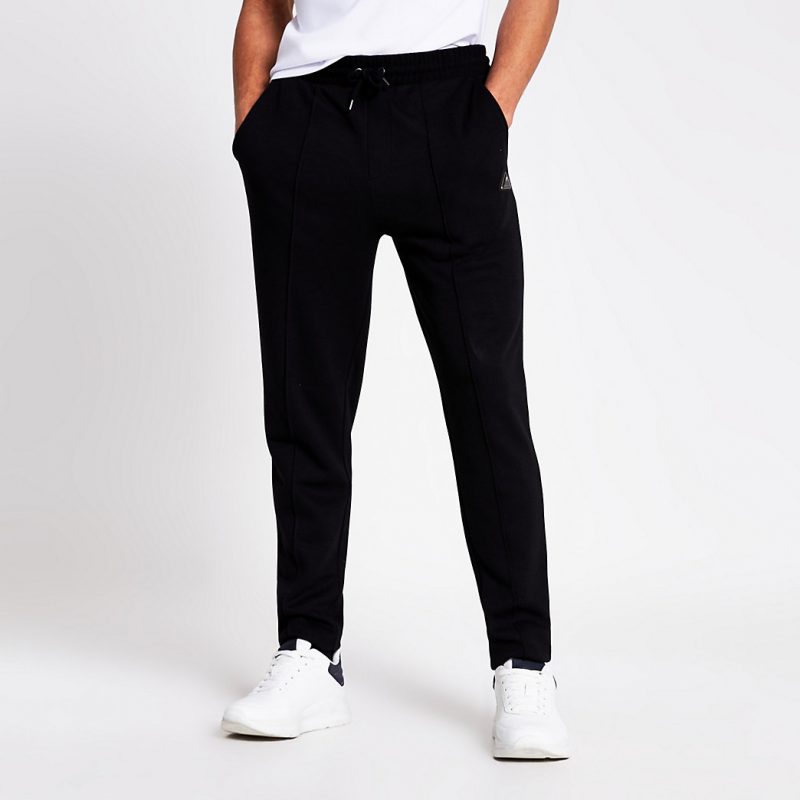 lyle and scott slim fit joggers