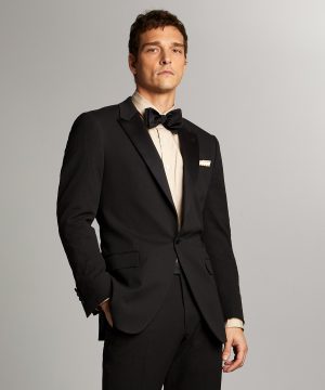 Sutton Peak Lapel Tuxedo Jacket in Italian Black Seersucker Sutton Peak Lapel Tuxedo Jacket in Italian Black Seersucker