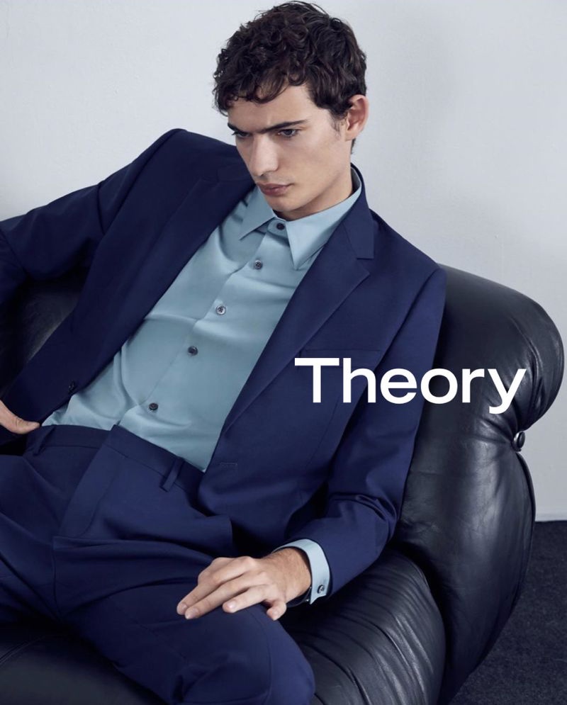 Donning a navy suit, Piero Mendez fronts Theory's new campaign.