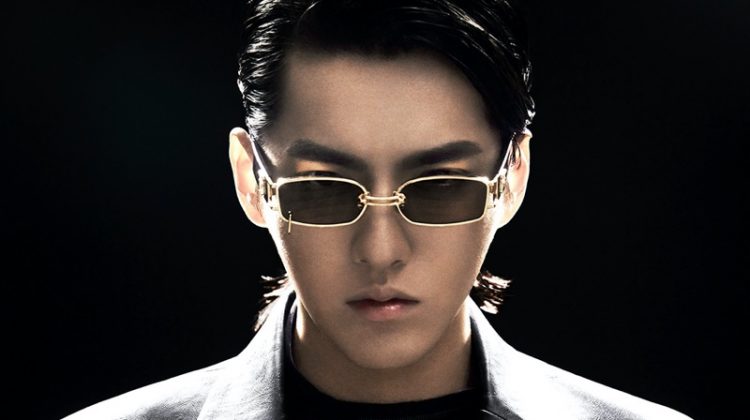 Channeling a sci-fi vibe, Kris Wu rocks the GW 002 03 rectangular gold metal framed sunglasses from his Gentle Monster collaboration.