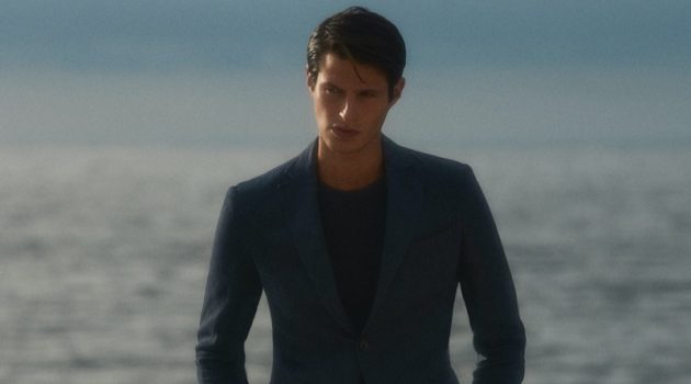Into the Light: Mattia Summers in Style with Massimo Dutti Into the Light: Mattia Summers in Style with Massimo Dutti