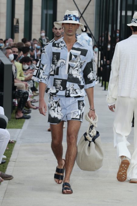 Dolce and Gabbana Spring Summer 2021 Mens Runway Collection 020