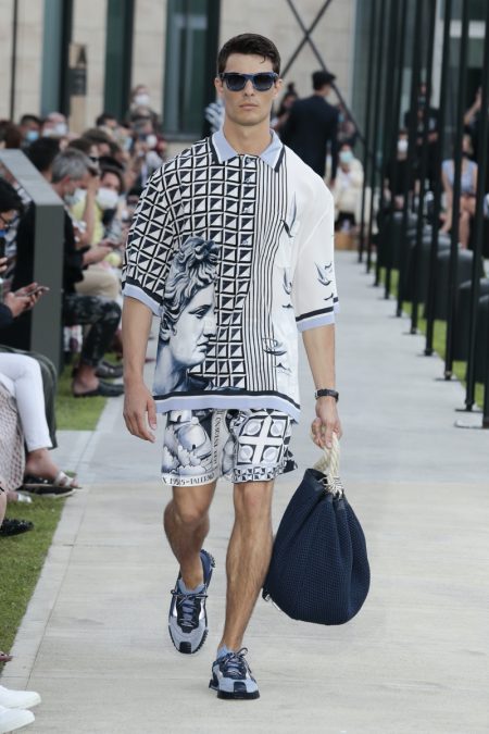 Dolce and Gabbana Spring Summer 2021 Mens Runway Collection 034