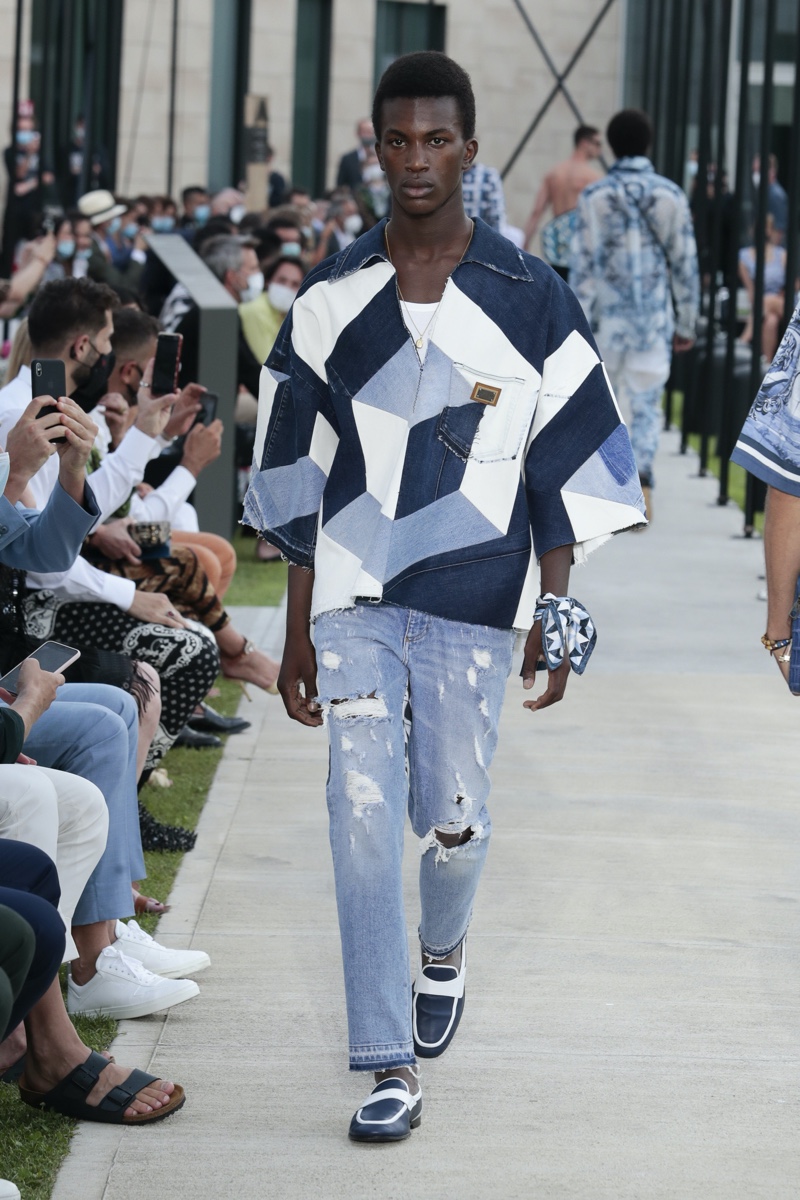 Dolce and Gabbana Spring Summer 2021 Mens Runway Collection