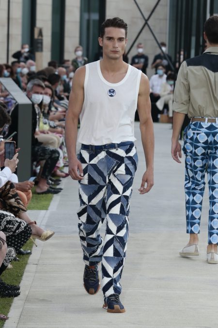 Dolce and Gabbana Spring Summer 2021 Mens Runway Collection 078