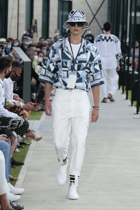 Dolce and Gabbana Spring Summer 2021 Mens Runway Collection 088