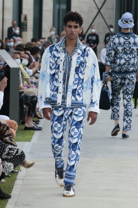 Dolce and Gabbana Spring Summer 2021 Mens Runway Collection 090