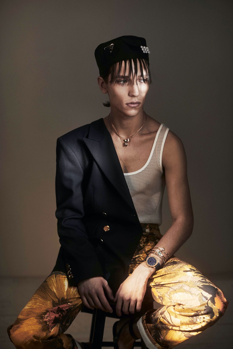 Eliseu Zimmer dons BVLGARI accessories for the pages of Life & Style México.