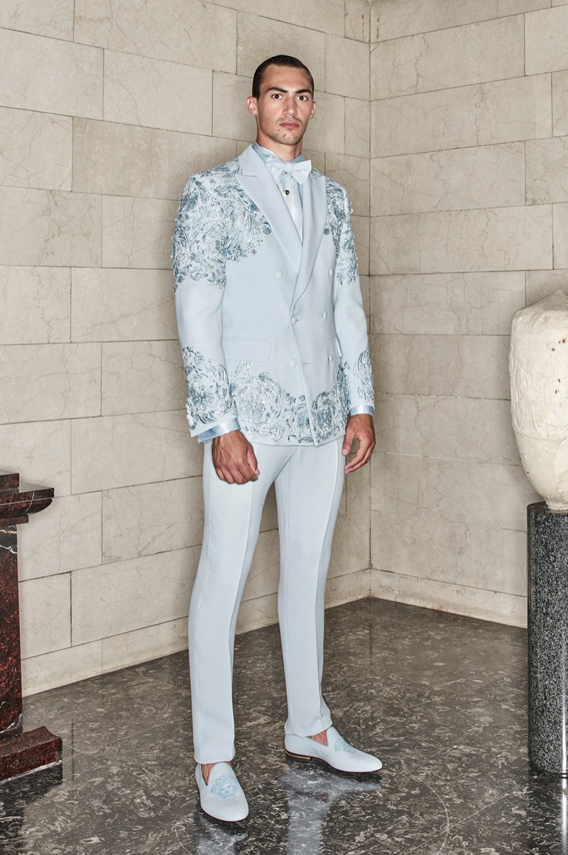 Versace Fall 2020 Menswear Collection