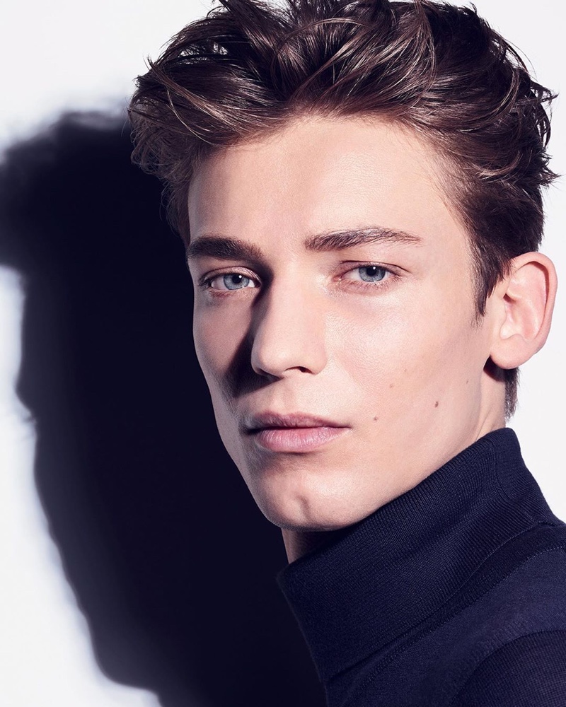 Christopher Einla 2020 Boy De Chanel Mens Makeup 002