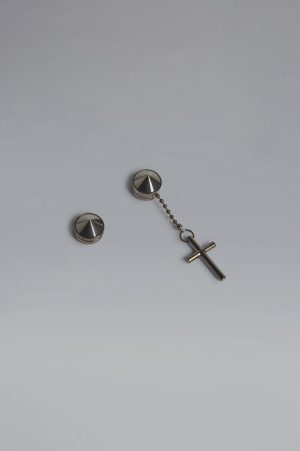DSQUARED2 Men Earrings Silver Size OneSize 50% Tin 40% ABS 5% Brass 5% Aramid fibre DSQUARED2 Men Earrings Silver Size OneSize 50% Tin 40% ABS 5% Brass 5% Aramid fibre
