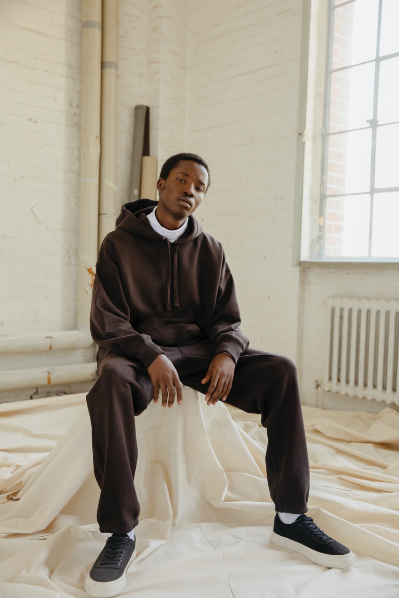 Model Sunday Romuald sports clothing from H&M's Blank Staples collection. » H&M Launches 'Blank Staples' Collection Model Sunday Romuald sports clothing from H&M's Blank Staples collection.