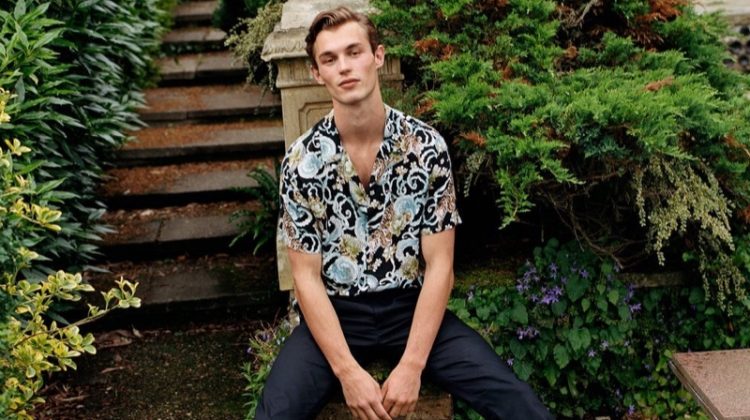Kit Inspires in Chic Mango Menswear