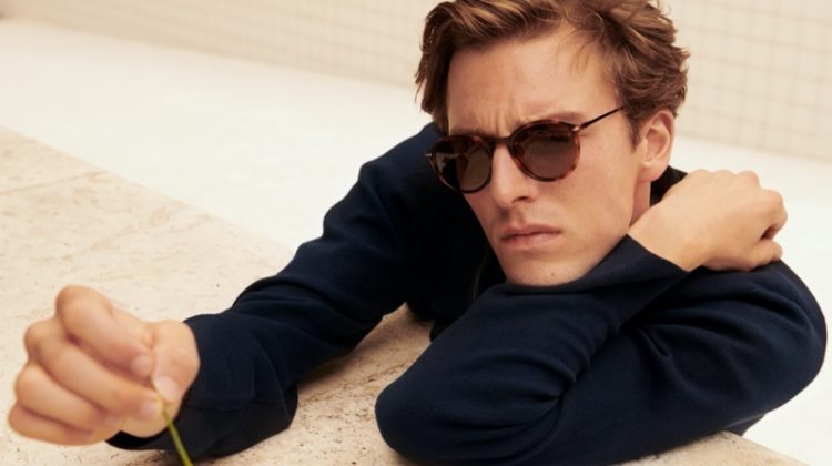 Quentin Demeester fronts a new stylish outing from Massimo Dutti.
