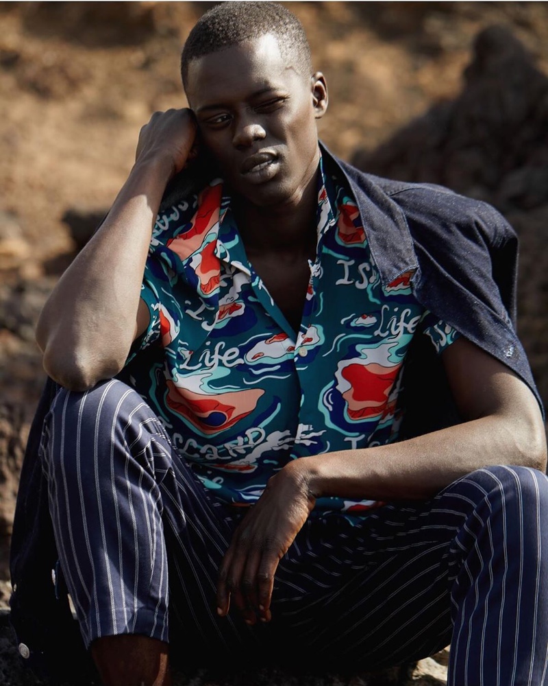 Alpha Dia dons relaxed tailoring from Scotch & Soda's pre-fall 2020 men's collection. » Alpha Explores Outdoors in Scotch & Soda Pre-Fall '20 Campaign Alpha Dia dons relaxed tailoring from Scotch & Soda's pre-fall 2020 men's collection.