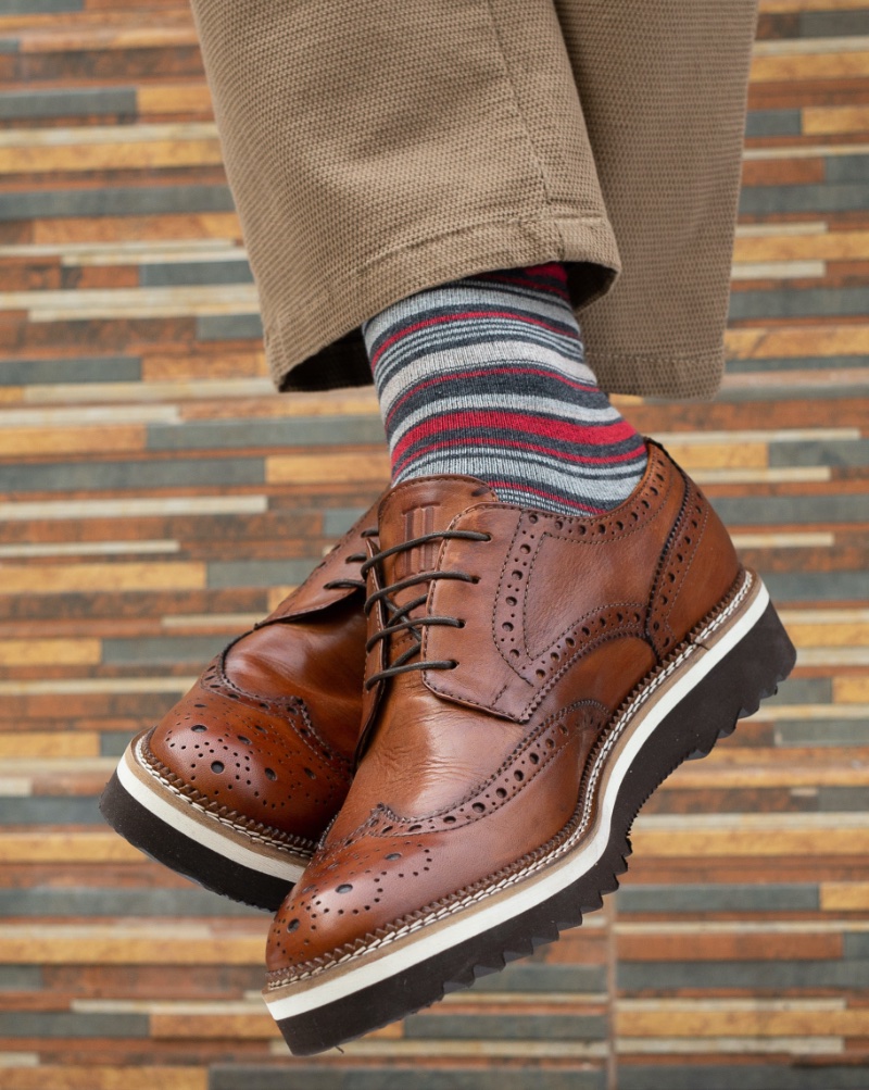 Smart Casual Dress Code Men Brogues Striped Socks
