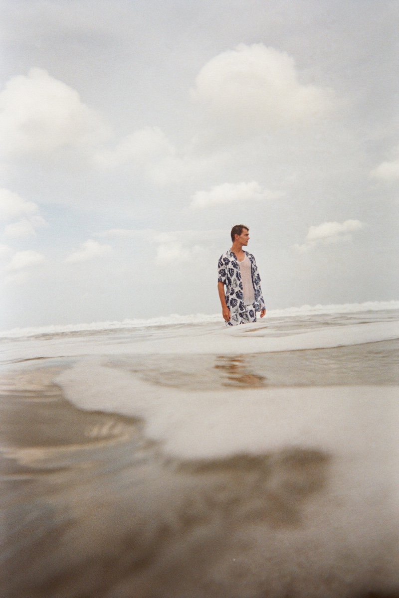 Vincent Lacrocq Zara Man Summer 2020 001