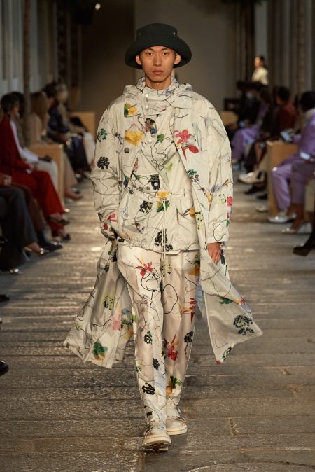 BOSS REVEALS SPRING 2021 COLLECTION IN MILAN - MR Magazine