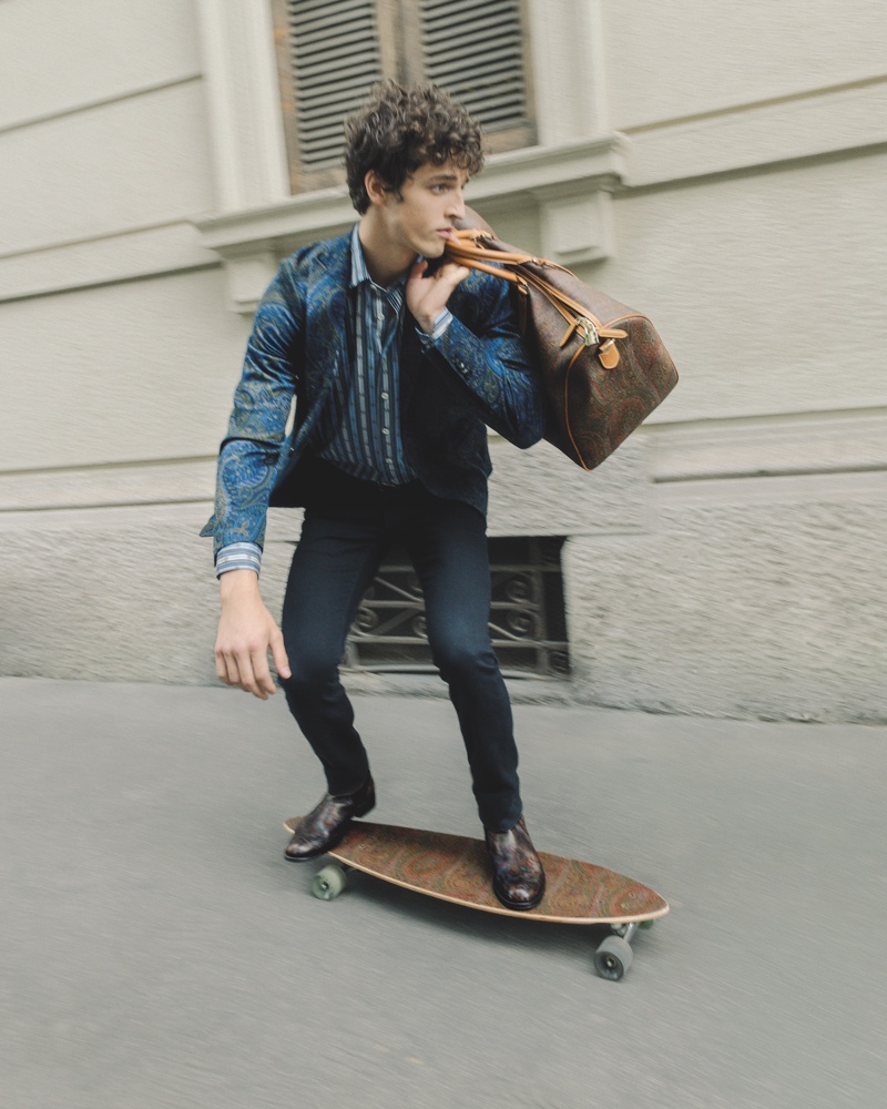 Skateboarding on an Etro longboard, Alberto Perazzolo models a paisley print 24 Hour jacket. » Maxime & Alberto Don Etro's 24 Hour Jacket Skateboarding on an Etro longboard, Alberto Perazzolo models a paisley print 24 Hour jacket.