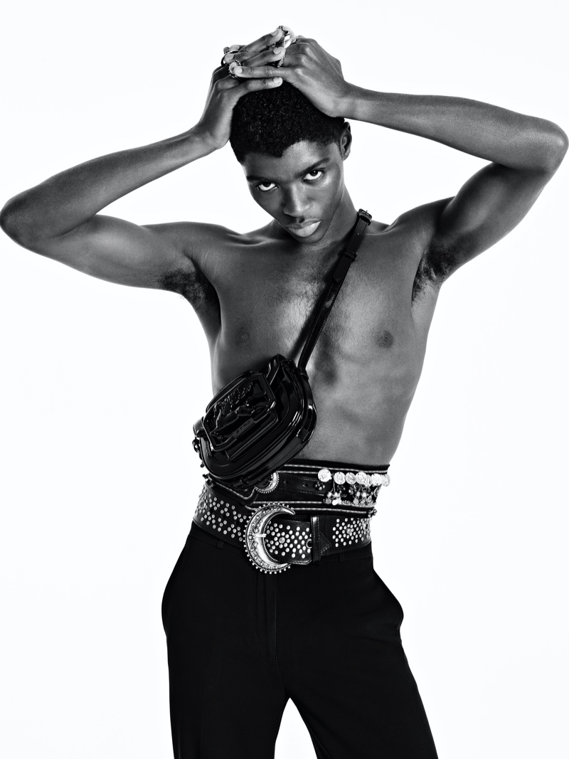 Etro taps model Alton Mason to star in its Pegasus Club campaign. » Alton Hits Poses for Etro Pegasus Club Campaign Etro taps model Alton Mason to star in its Pegasus Club campaign.