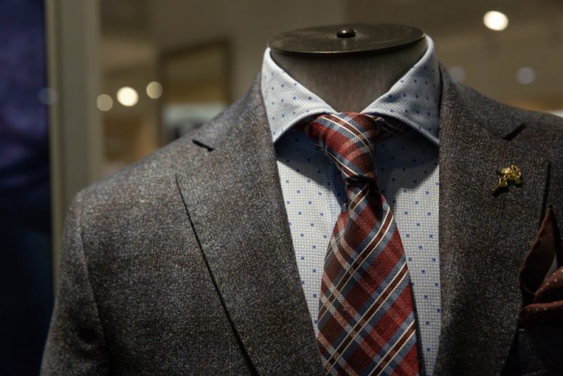 Mens Suit Jacket with Brooch » A Man's Guide to Adornment: What Are Lapel Pins? Mens Suit Jacket with Brooch
