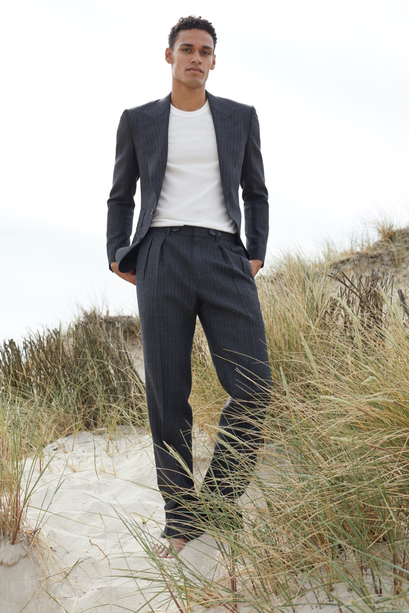 Simon Paul connects with Mytheresa for its fall-winter 2020 Tom Ford campaign. » Mytheresa Launches Tom Ford Fall '20 Collection with Campaign Simon Paul connects with Mytheresa for its fall-winter 2020 Tom Ford campaign.