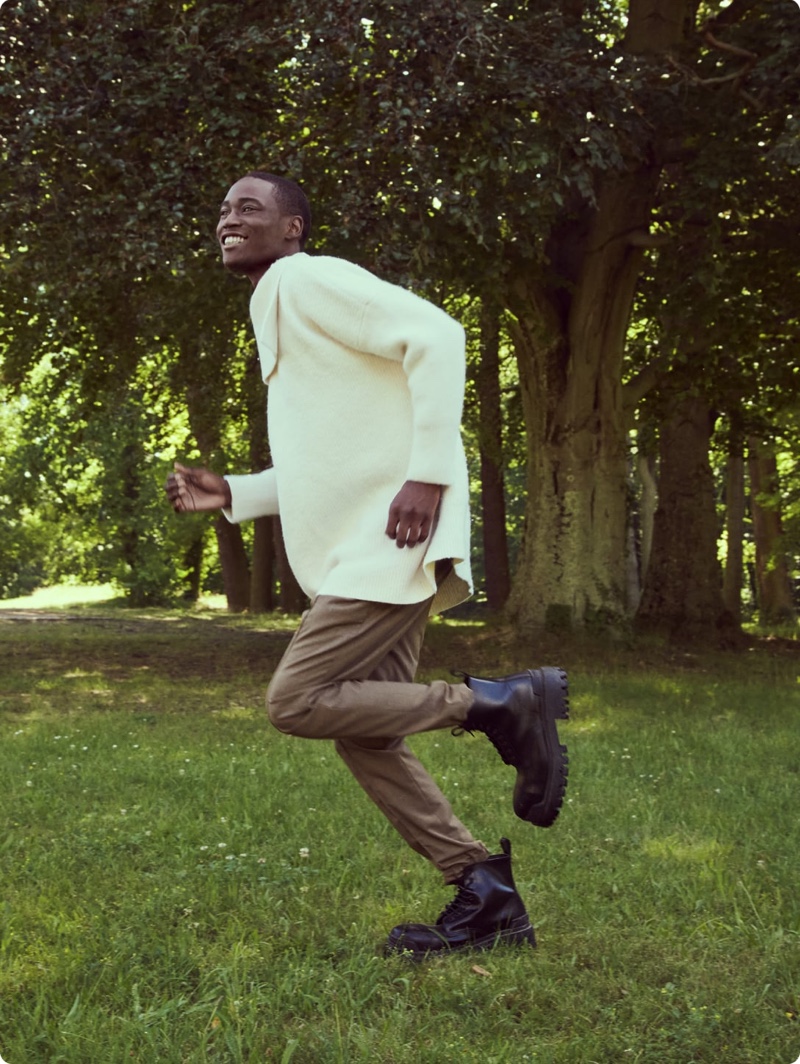 All smiles, Edge Lheureux stars in Stylebop's fall 2020 men's campaign.