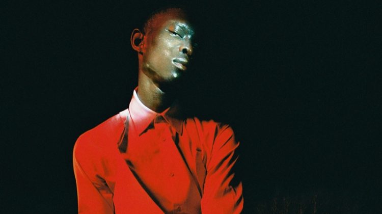Fernando Brings the Drama in Fall ’20 Collections for Icon El País