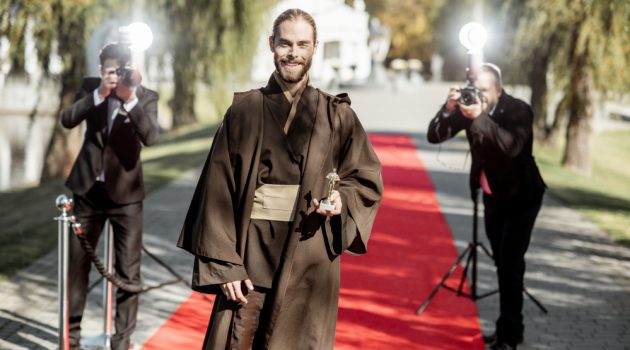 7 Best Halloween Costume Ideas for Men Jedi Costume