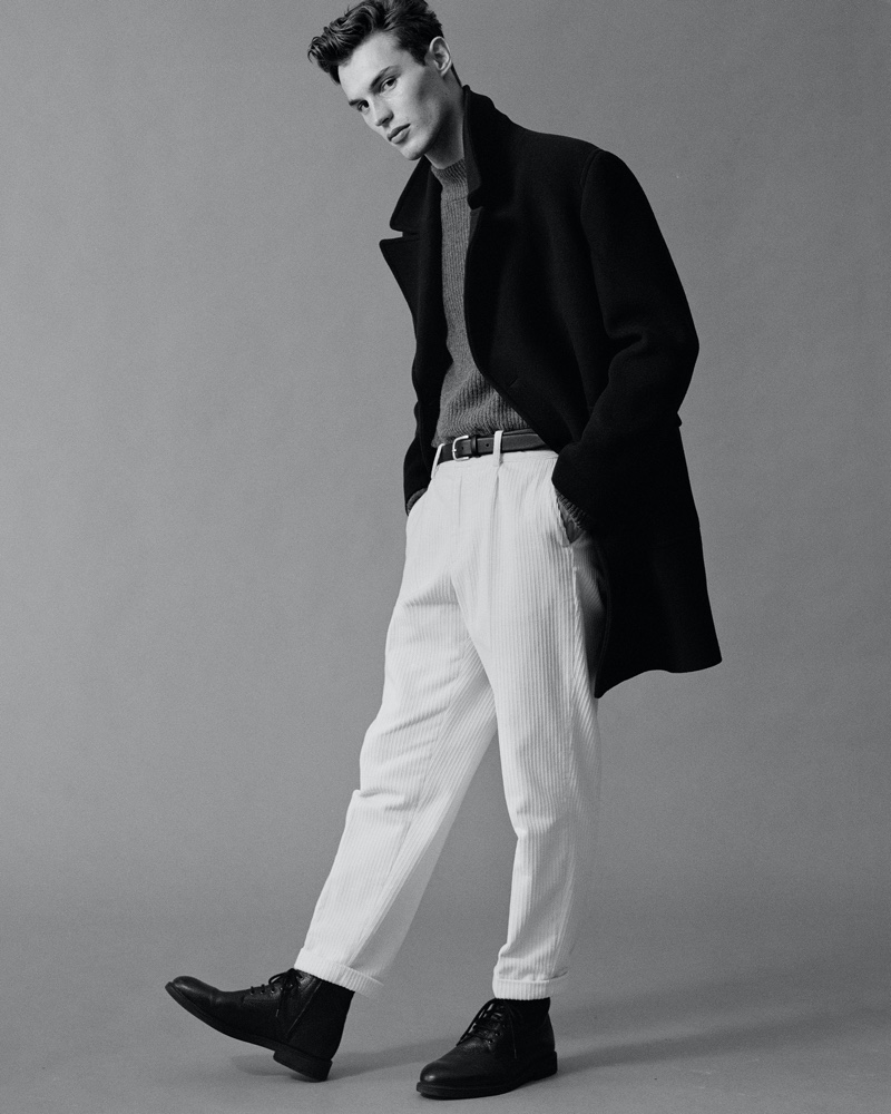 Appearing in a black and white photo, Kit Butler dons a textured fall look from Mango's Urban Essentials collection. Front and center, Kit wears a chic coat with a ribbed turtleneck sweater, corduroy pants, a leather belt and boots. » Kit Reunites with Mango for Urban Essentials Campaign Appearing in a black and white photo, Kit Butler dons a textured fall look from Mango's Urban Essentials collection. Front and center, Kit wears a chic coat with a ribbed turtleneck sweater, corduroy pants, a leather belt and boots.