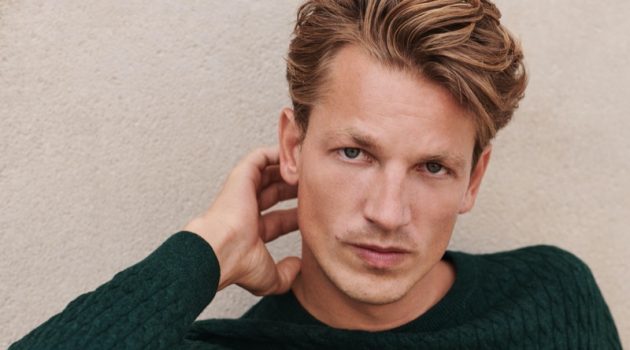 At the Break of Dawn: Hugo Models Fall Fashions from Massimo Dutti At the Break of Dawn: Hugo Models Fall Fashions from Massimo Dutti