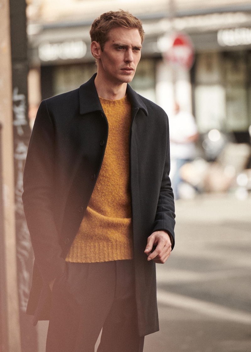 Jeremy Dufour takes to the streets of Paris in a chic look from Octobre's fall-winter 2020 collection.