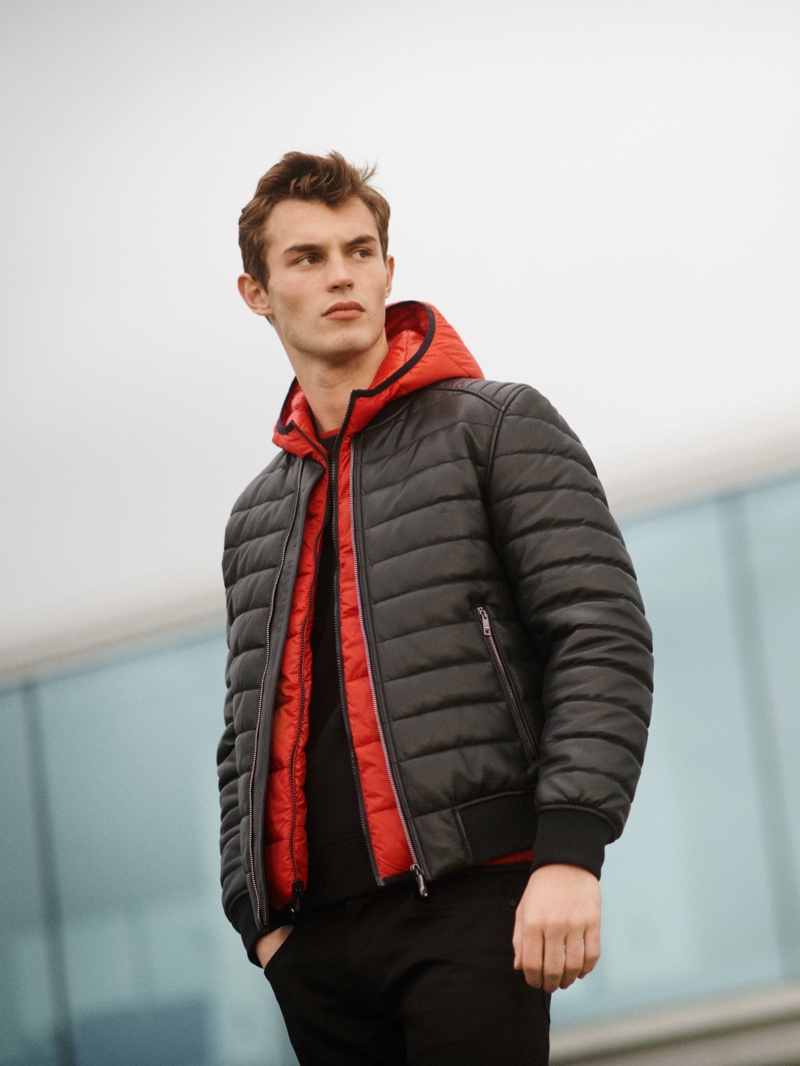 British model Kit Butler sports a quilted jacket from the Tommy x Mercedes-Benz fall-winter 2020 collection. » Tommy x Mercedes-Benz Capsule Delivers More Sustainable Style for Fall British model Kit Butler sports a quilted jacket from the Tommy x Mercedes-Benz fall-winter 2020 collection.