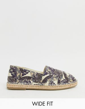 ASOS DESIGN Wide Fit espadrilles in stone leaf print ASOS DESIGN Wide Fit espadrilles in stone leaf print