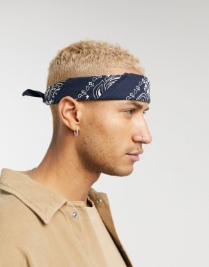 ASOS DESIGN bandana in organic cotton in navy paisley print ASOS DESIGN bandana in organic cotton in navy paisley print