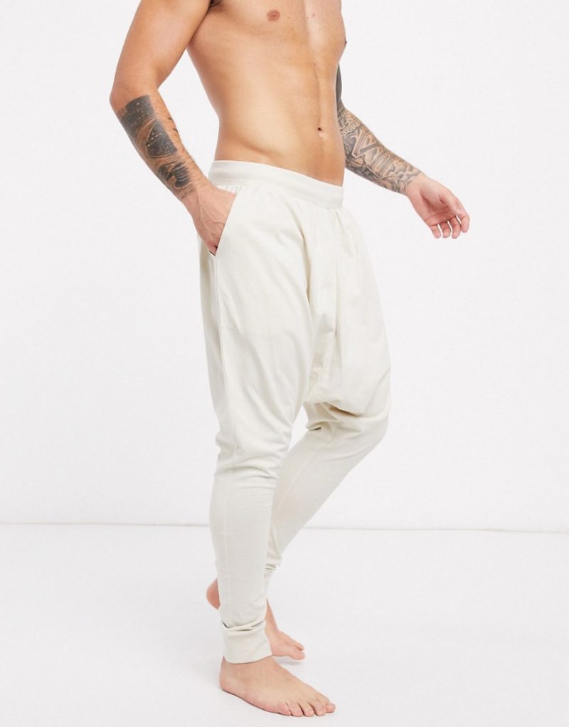 beige sweatpants womens