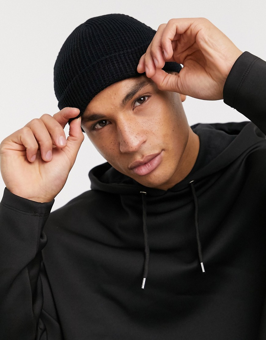 black mini fisherman beanie