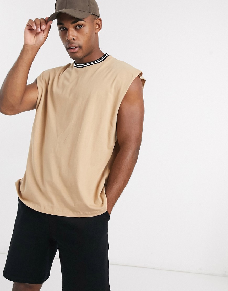 beige oversized t shirt