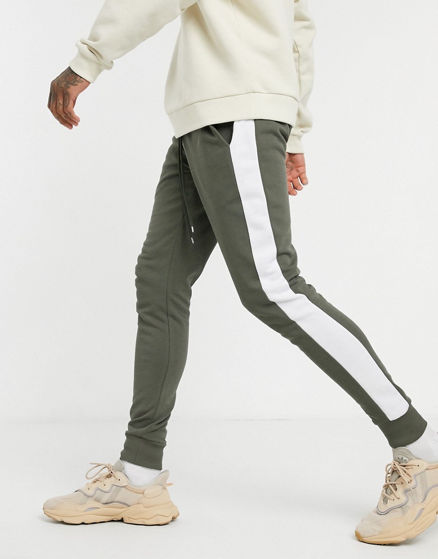 sweatpants with side stripe