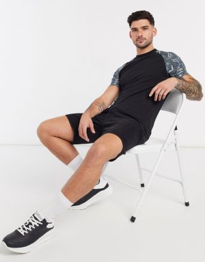 ASOS DESIGN skinny t-shirt with paisley printed raglan sleeves-Black ASOS DESIGN skinny t-shirt with paisley printed raglan sleeves-Black
