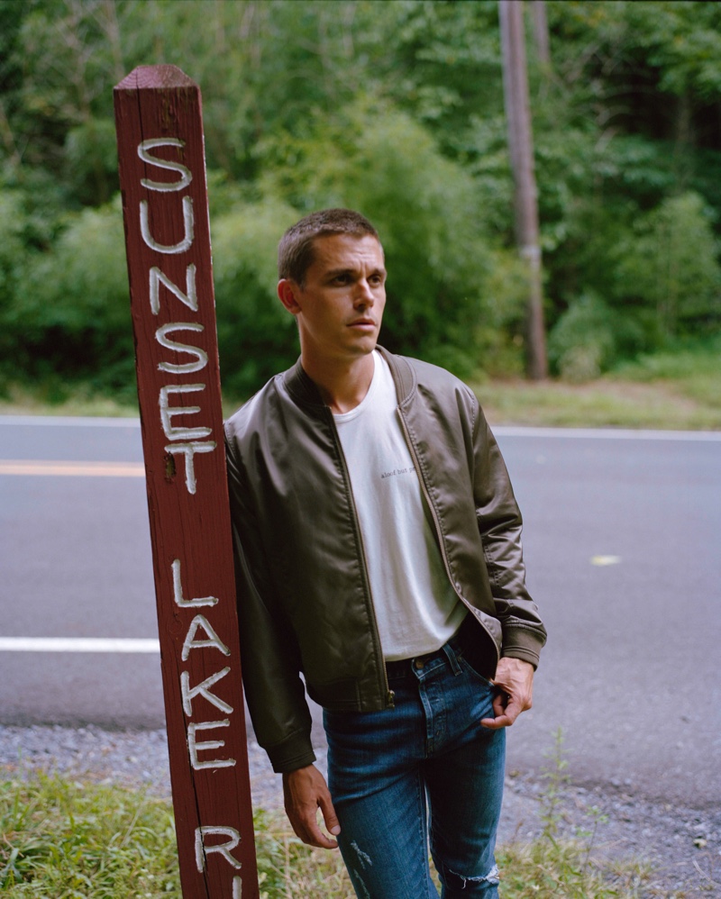 Going casual, Antoni Porowski rocks a The Bomber Jacket with The Modern Skinny jeans from his J Brand collection.