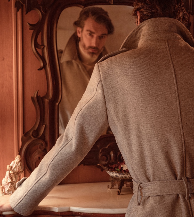 Richard Inspires in Classics for Besilent Fall '20 Campaign