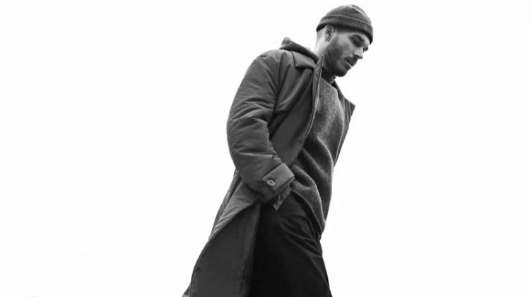 Model David Alexander Flinn steps out in a fall look from Zara Man.