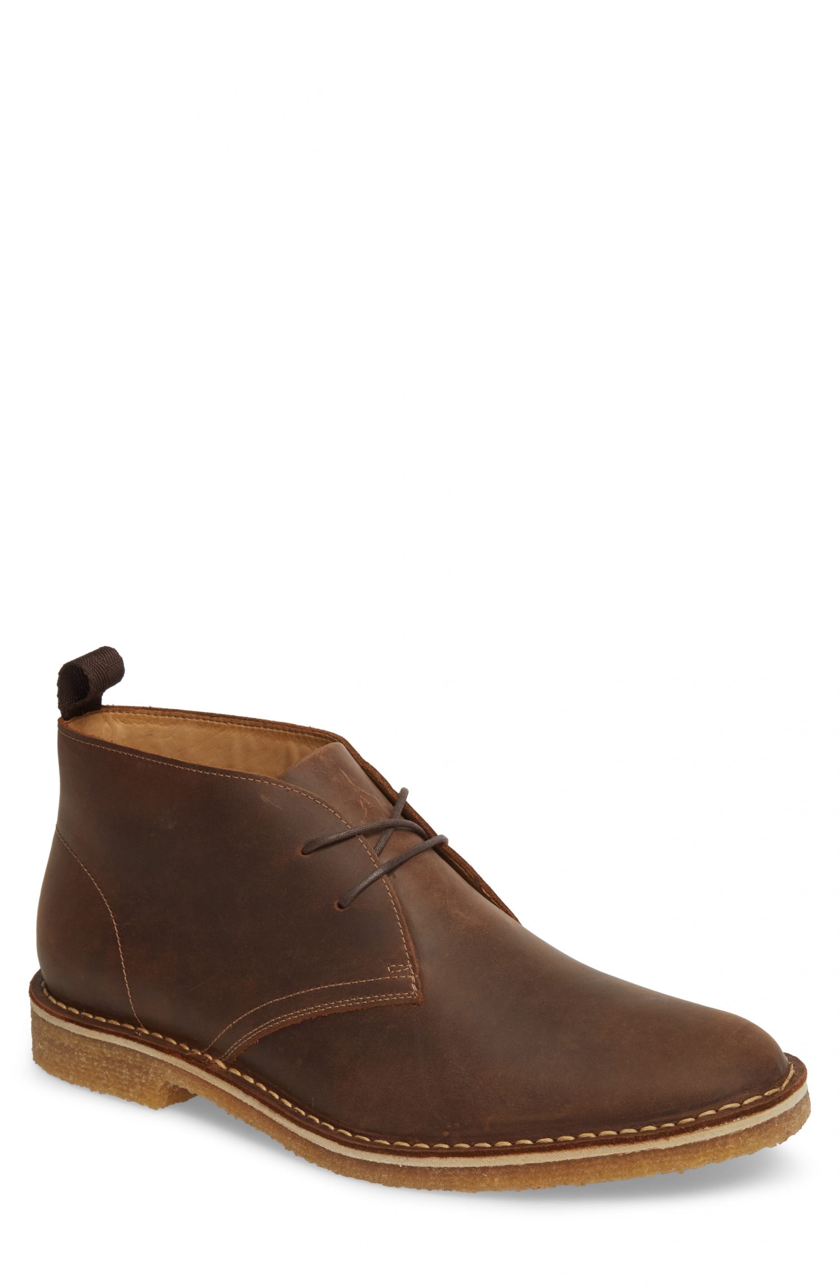 minimalist chukka boots