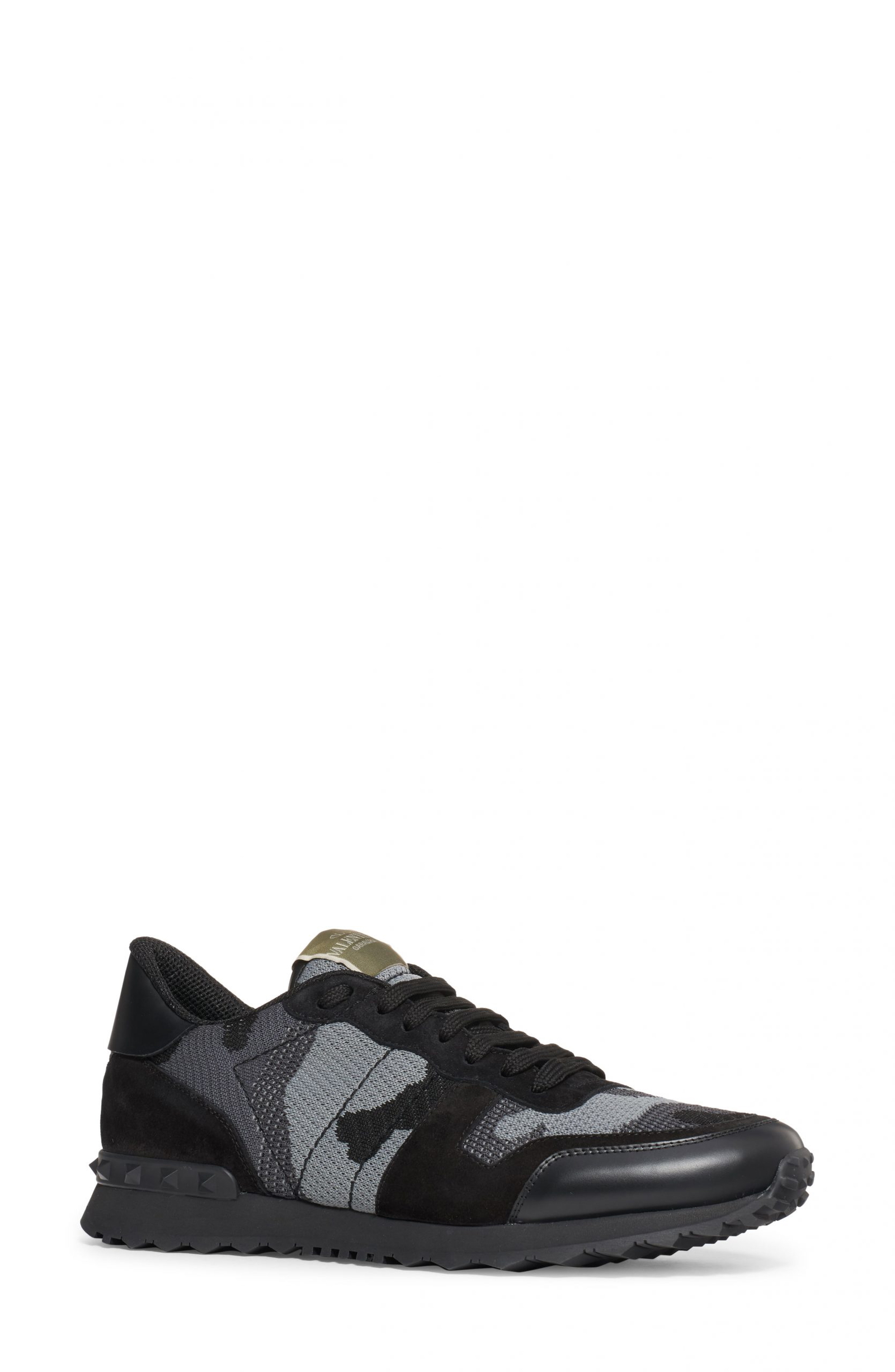 black camo valentino