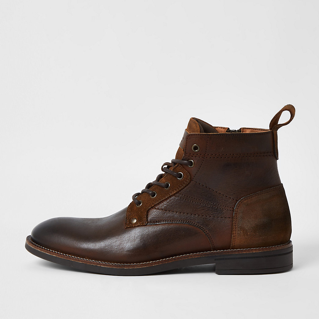Frye Men’s Paul Chukka Boots Men’s Shoes | The Fashionisto